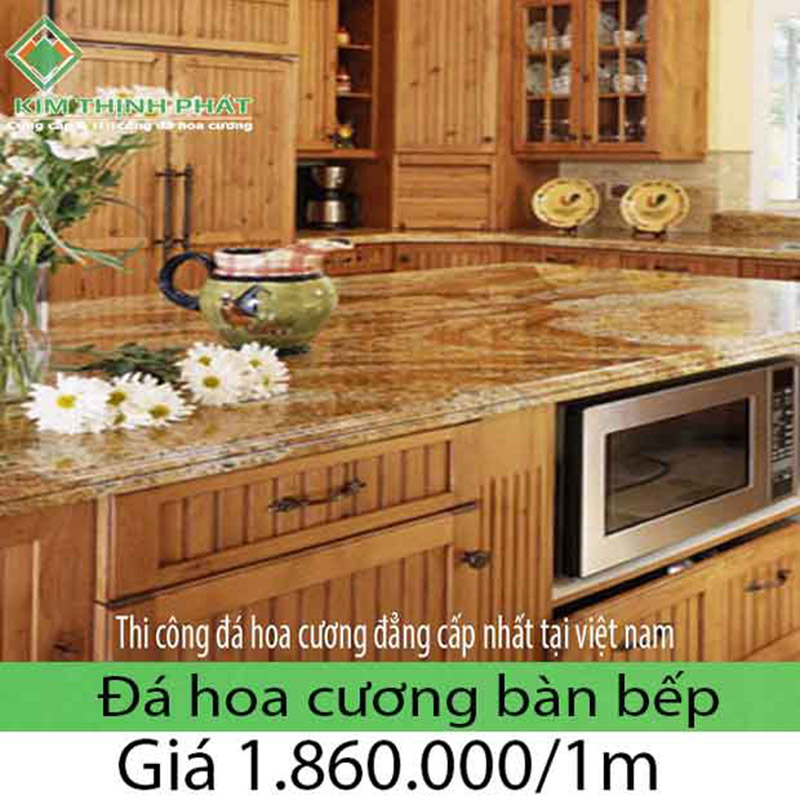 Bếp đá hoa cương granite khối lớn đã được cắt thành những miếng nhỏ