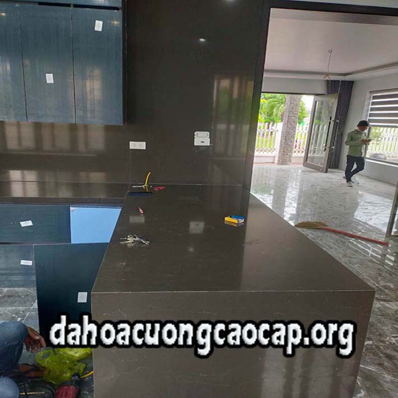 Đá hoa cương bếp