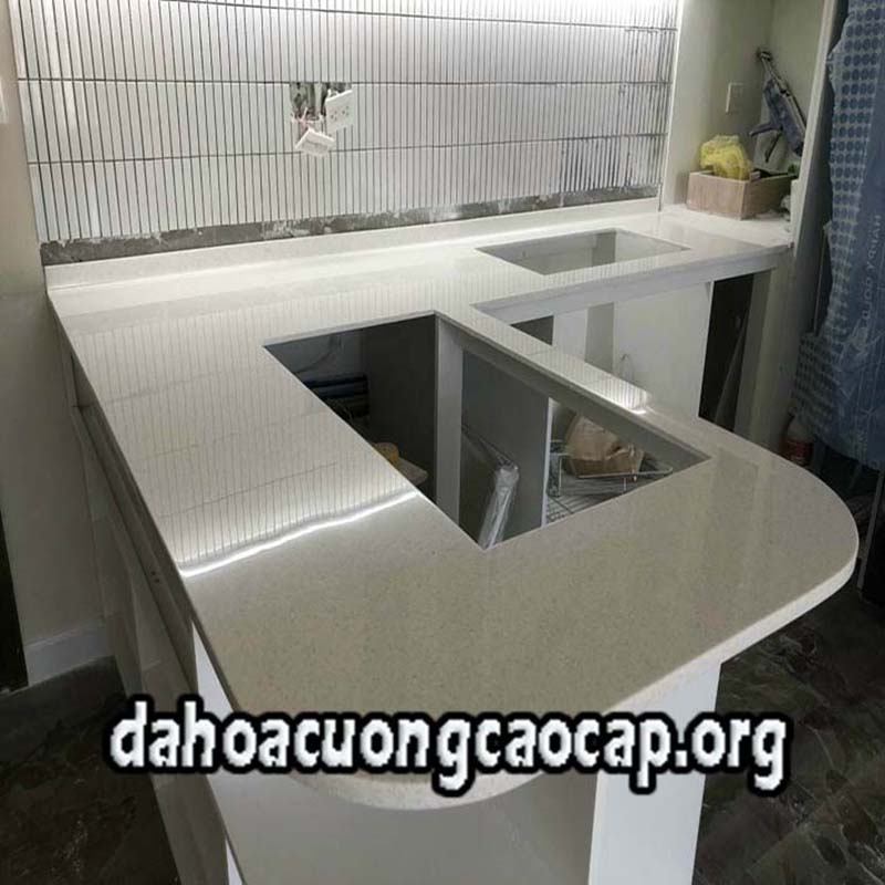 Đá hoa cương bếp