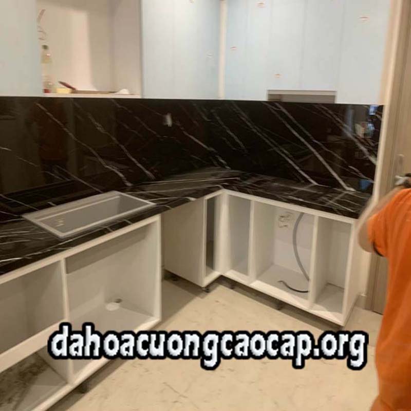 Đá hoa cương bếp